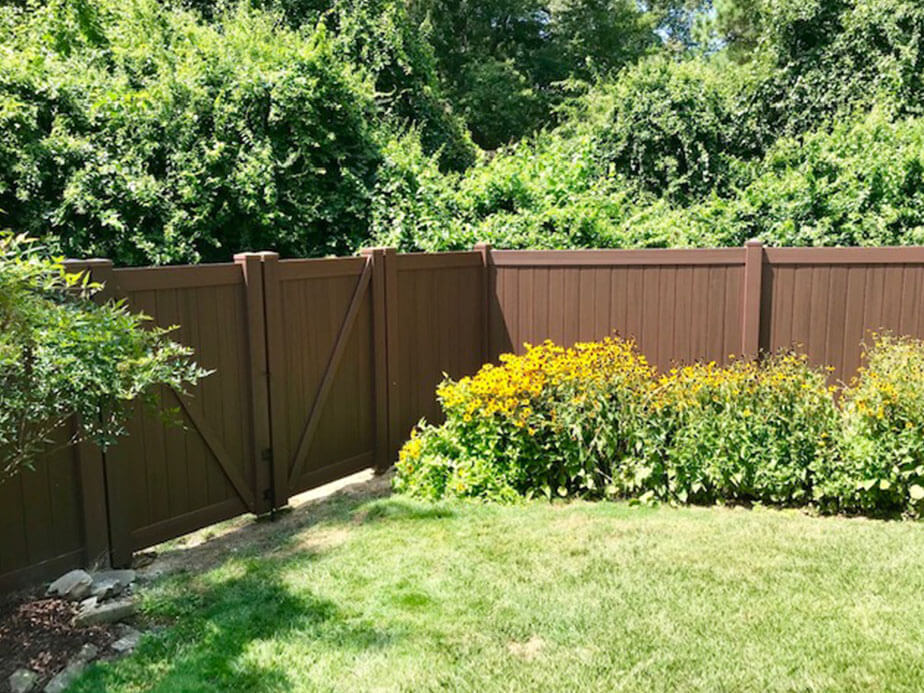 Ellicott City Maryland vinyl privacy fencing